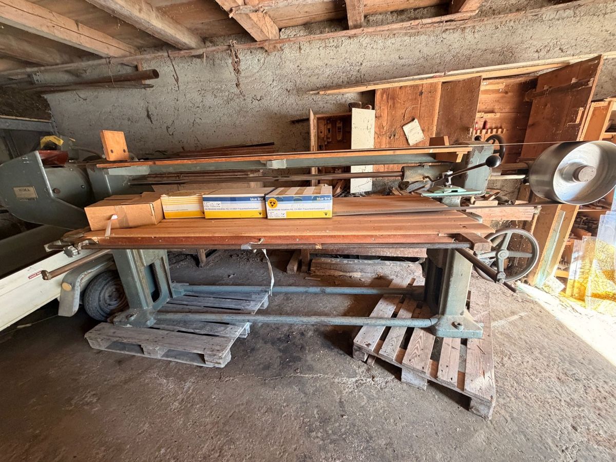 Smerigliatrici & Lucidatrici: Bandschleifmaschine 400V – Usato da Barzheim venduto da marcii98 1