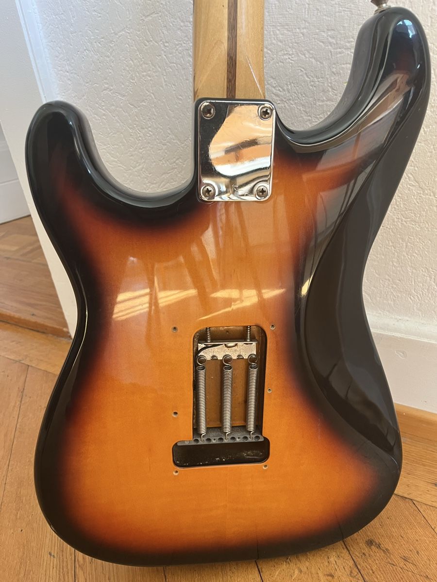 Fender Strumenti musicali: Fender Stratocaster made in Mexico 1994 – Usato da Prilly venduto da iso_8vcz 3
