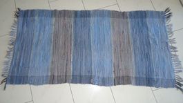 Handgemachter Flickenteppich, blau-grau, ca.65x130cm