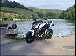 Kawasaki Z800e Motorrad wie neu  Zustand 6672 km