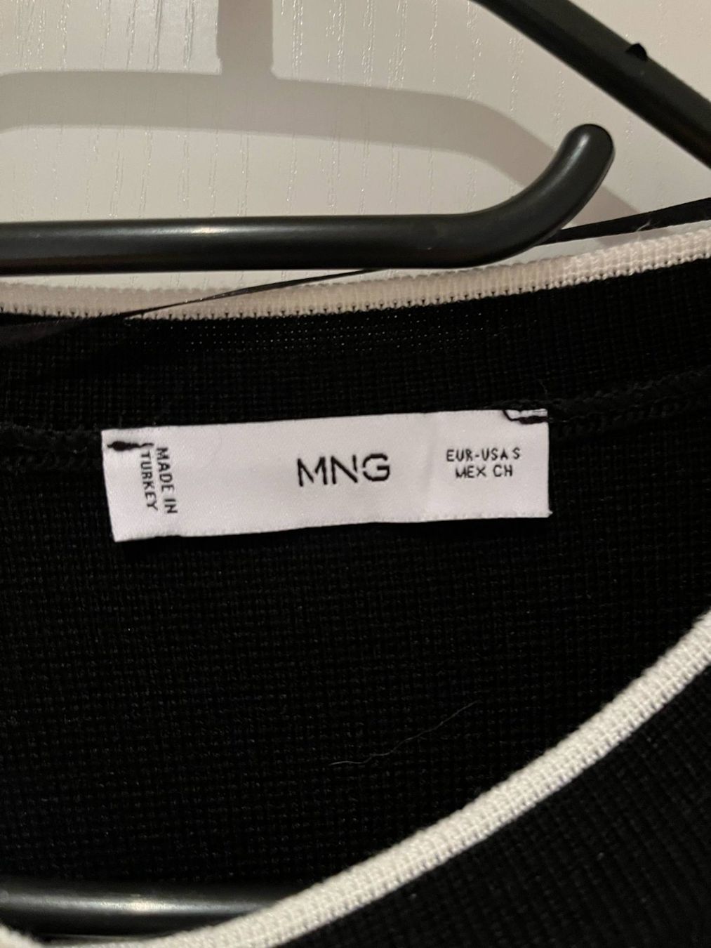 Mango Pulls & Sweat-shirts: Mango Strickjacke 'S' – D'occasion à Kloten par ganiko90 1