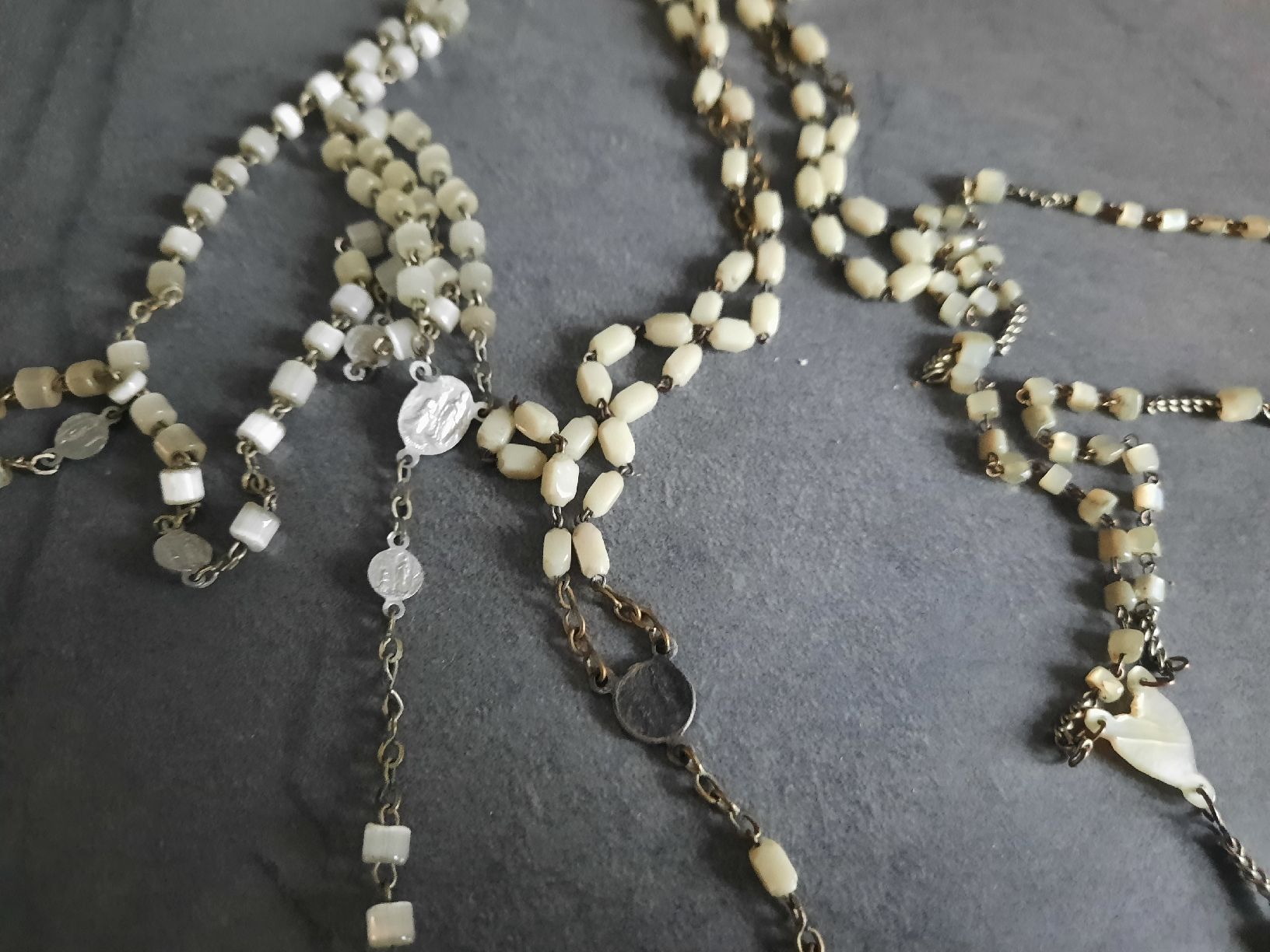 Autres bijoux: Lot de 3 CHAPELETS – D'occasion à Le Locle par marylise01 2
