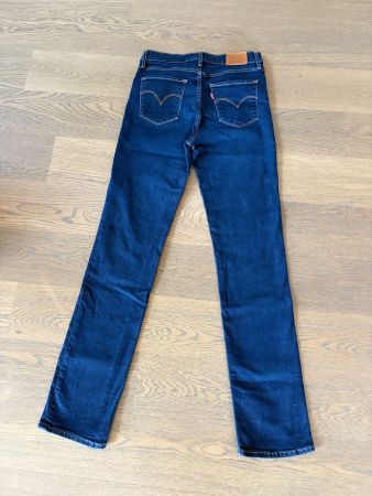 Levi's 724 High Rise Straight Damenjeans, Grösse 28