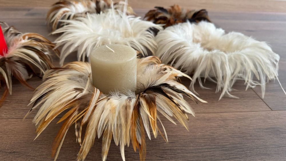 Lot D'env. 36 Plumes Véritables Coupées, Jaune, Longueur 5-6 Cm, Pour