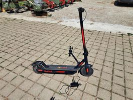 E-Scooter Red Bull E-Trotti guter Zustand 25km/h Lieferung