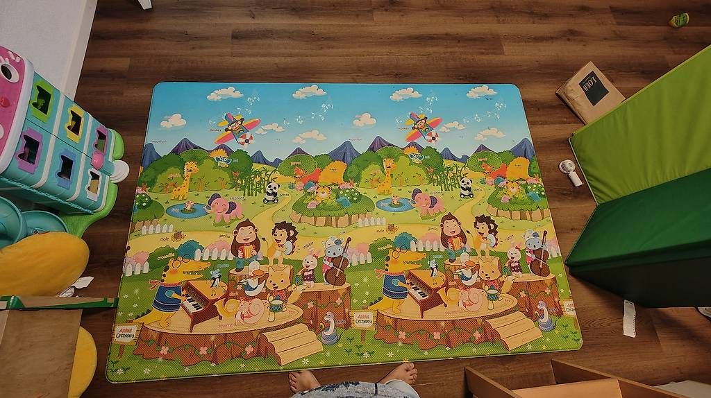 Tapis de jeu: Dwinguler Spielmatte 190x130 – D'occasion à Biberist par Debbi1989 2