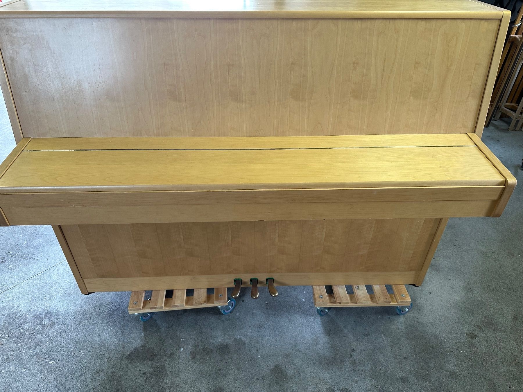 Strumenti musicali: Piano/Klavier – Usato da Unteriberg venduto da Ostuni0 2