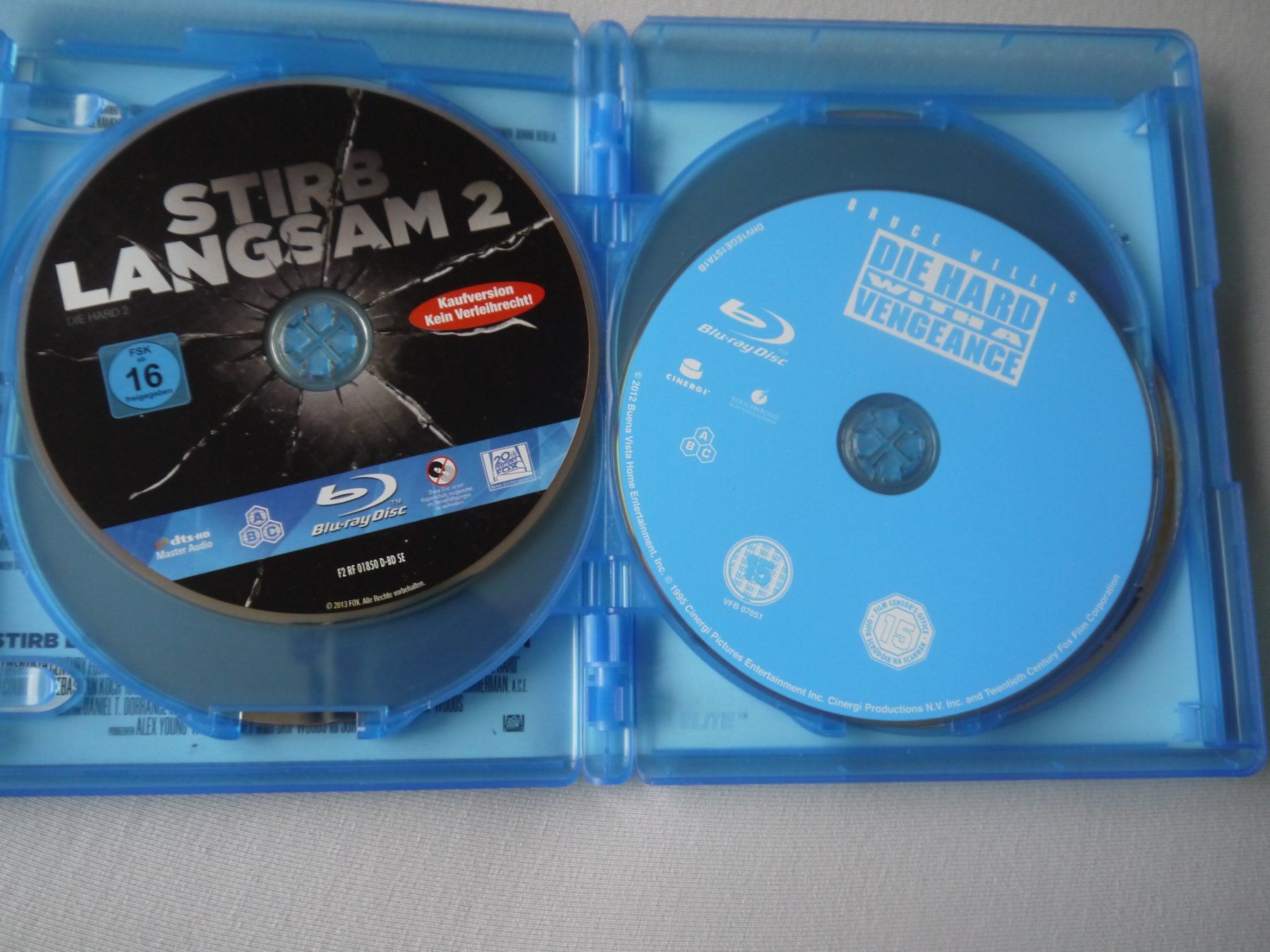 Tutti i DVDs: STIRB LANGSAM- Collection 1 - 5 - Bruce Willis – Usato da Hagendorn venduto da Blaf 2