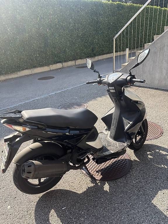 Kymko Scooters: Scooter Kymco Super8 50 – Gebraucht aus Castel San Pietro von plv_xmf8 1