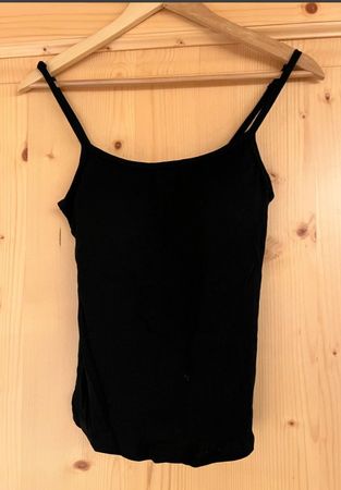 NEUES Top mit Brustpolster schwarz Gr. S - 225173