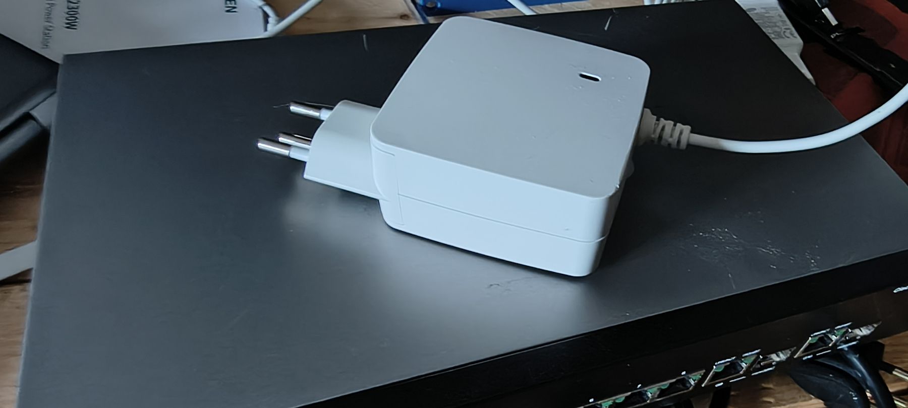 Cisco Hub & Switch: Cisco SG300-10 Gigabit Switch – Usato da Huttwil venduto da and_28m8 3