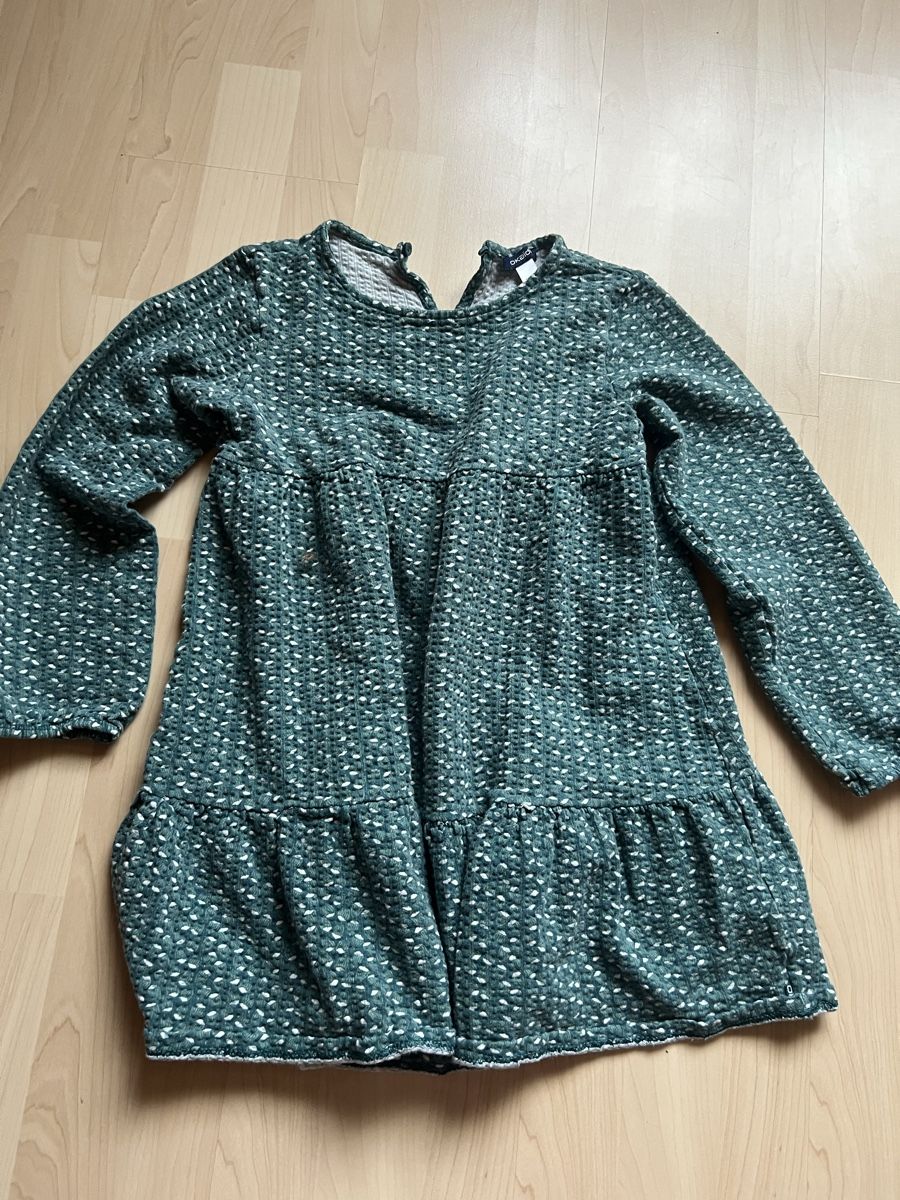 H&M Lotti & Set di vestiti: Kleiderpaket 140 – Usato da Ruggell venduto da Matrix026 4