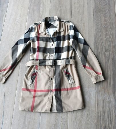 wie neu Kleid von Burberry gr.140