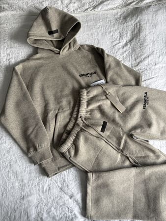 Ensemble Essentials gris 