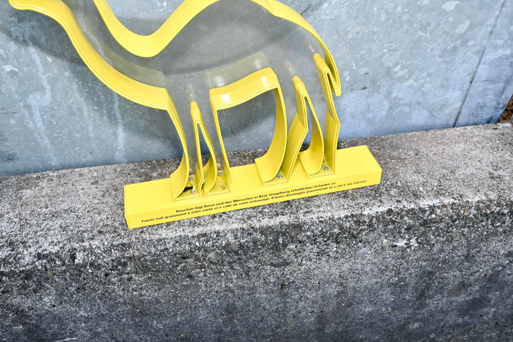 Camel Insegne: WERBEDISPLAY Camel METALL - PLEXI Höhe 33cm – Usato da Pfaffhausen venduto da mono_rec 7