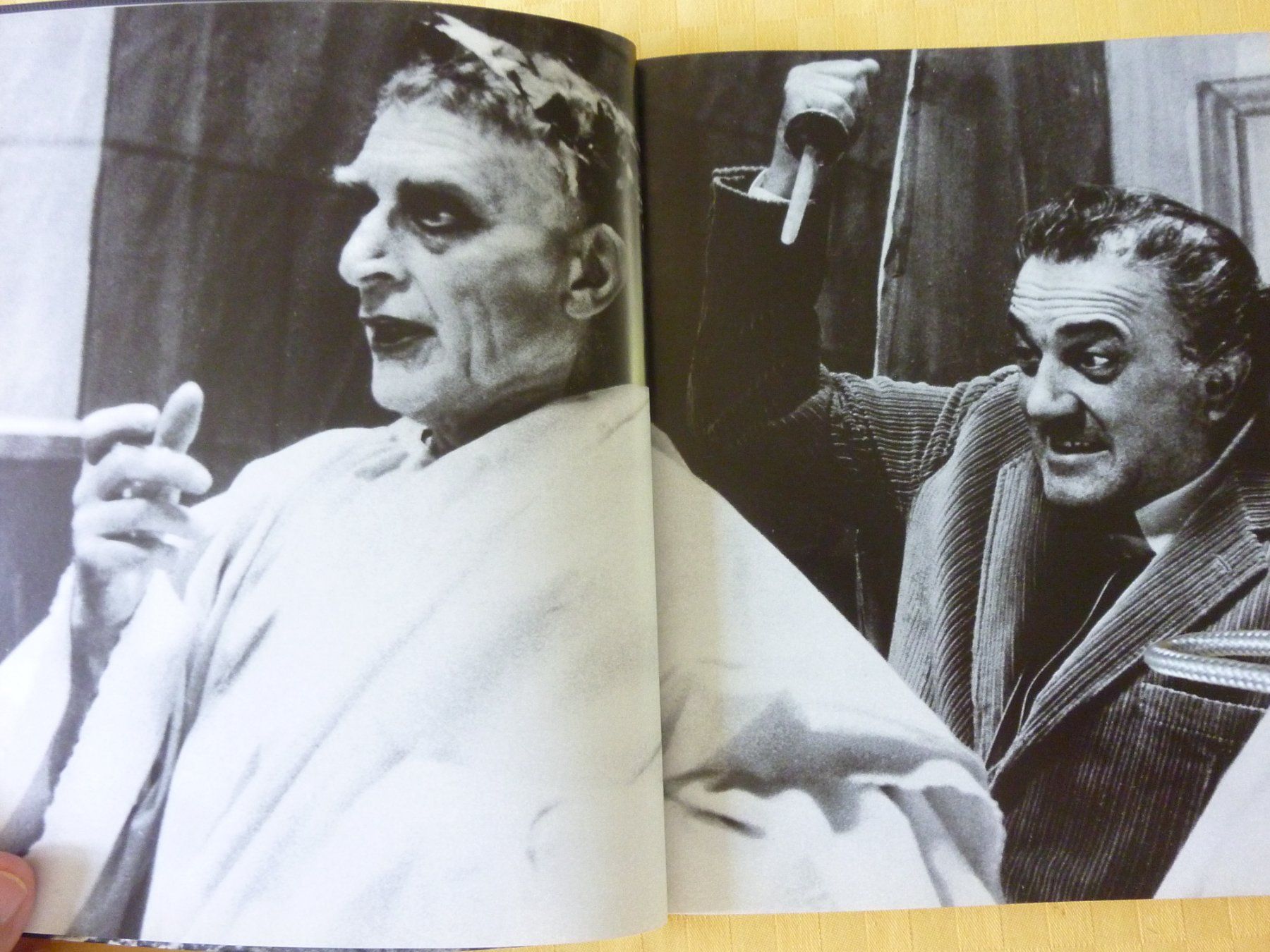 Libri: Federico Fellini (1920 - 1993) – Usato da Egg b. Zürich venduto da MissMarple2 3