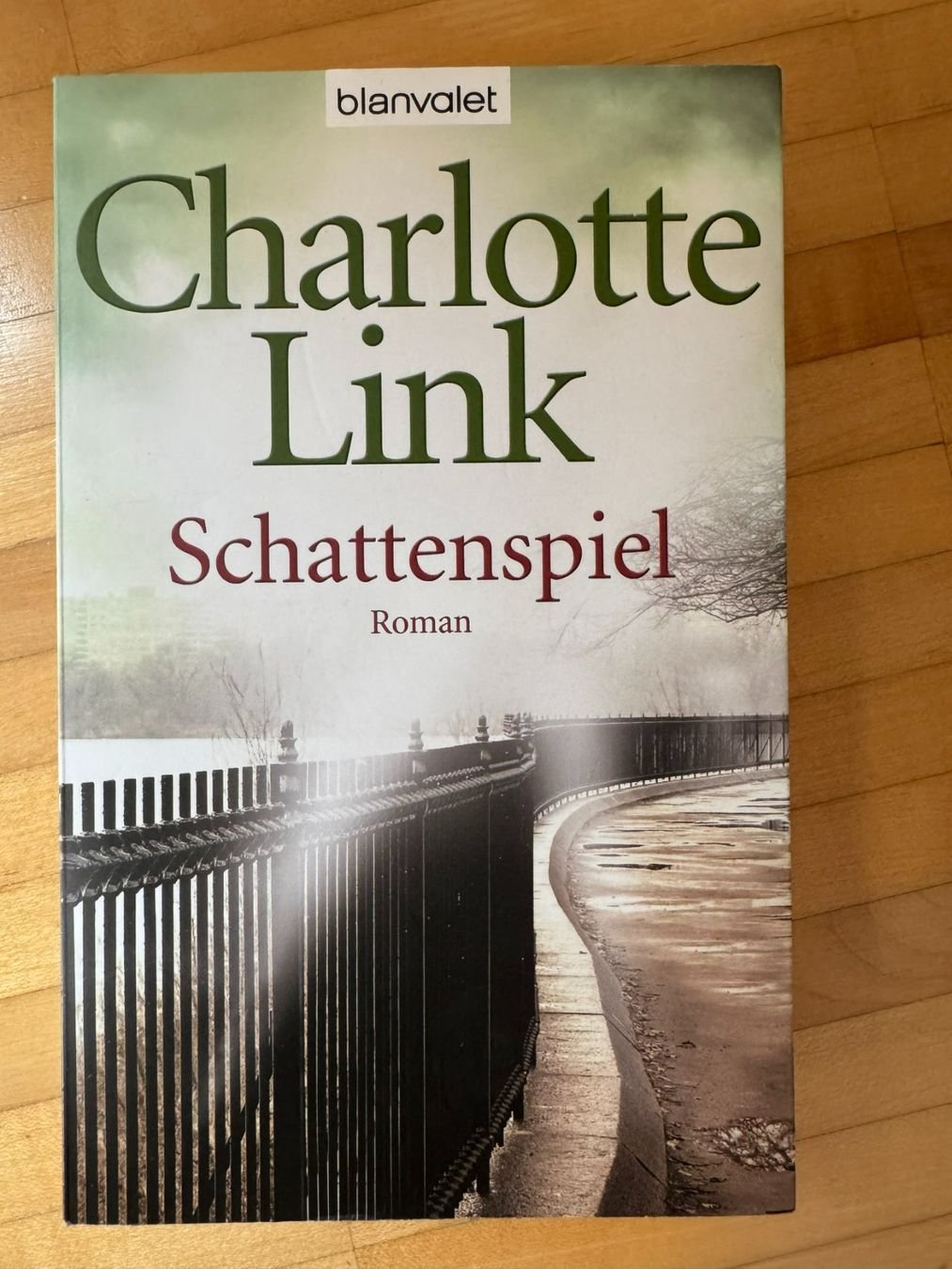 Libri: Schattenspiel - Charlotte Link – Usato da Küssnacht am Rigi venduto da DanielaH0102