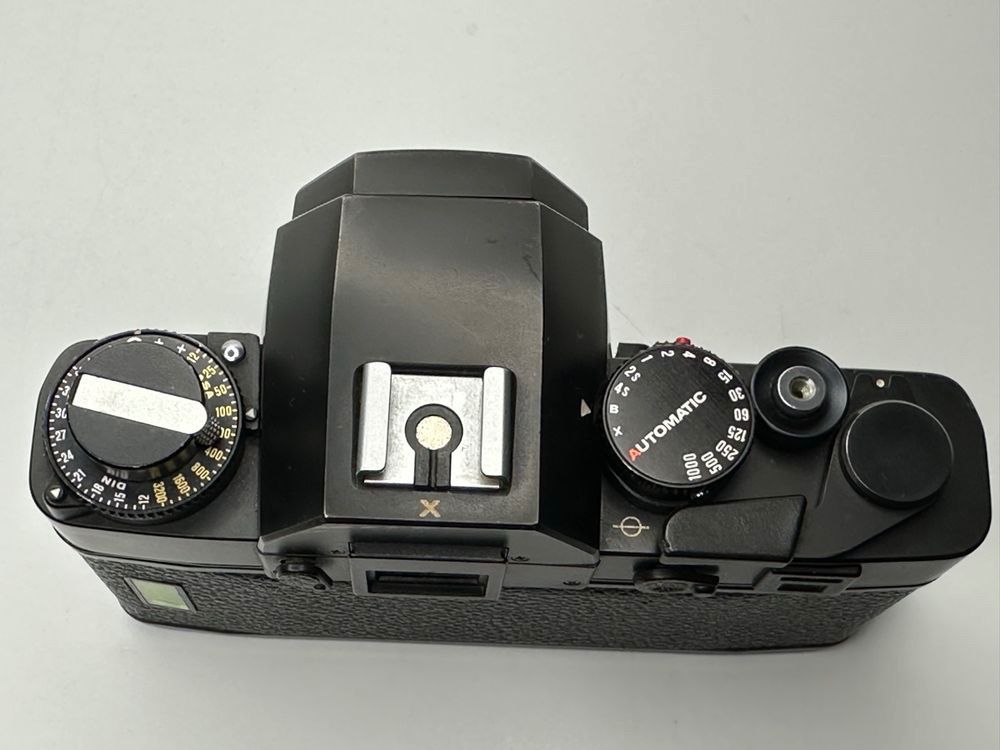 Leica Fotocamera: Leica R3 Electronic – Difettoso da Köniz venduto da cone_cry 3