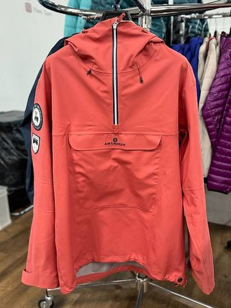 Amundsen Outdoor Jacke Herren Rot NEU