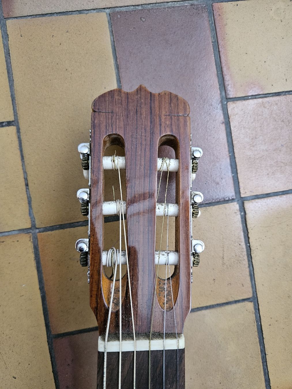 Aria Instruments de musique: Aria A 550 Gitarre, Made in Japan. – D'occasion à Saas im Prättigau par unimog401 3