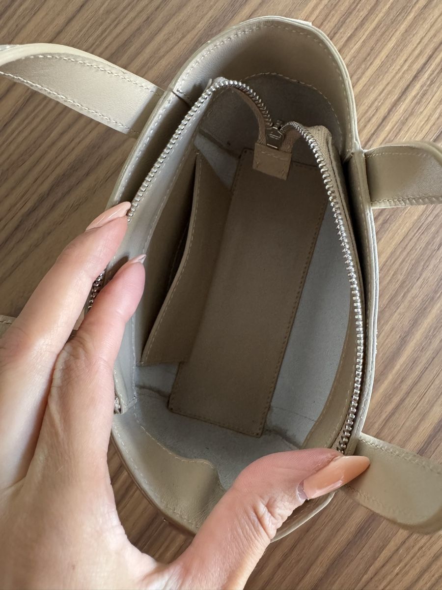 Akris Sacs femmes: Akris Alexa Mini Handtasche – D'occasion à Zürich par Laura2010 4
