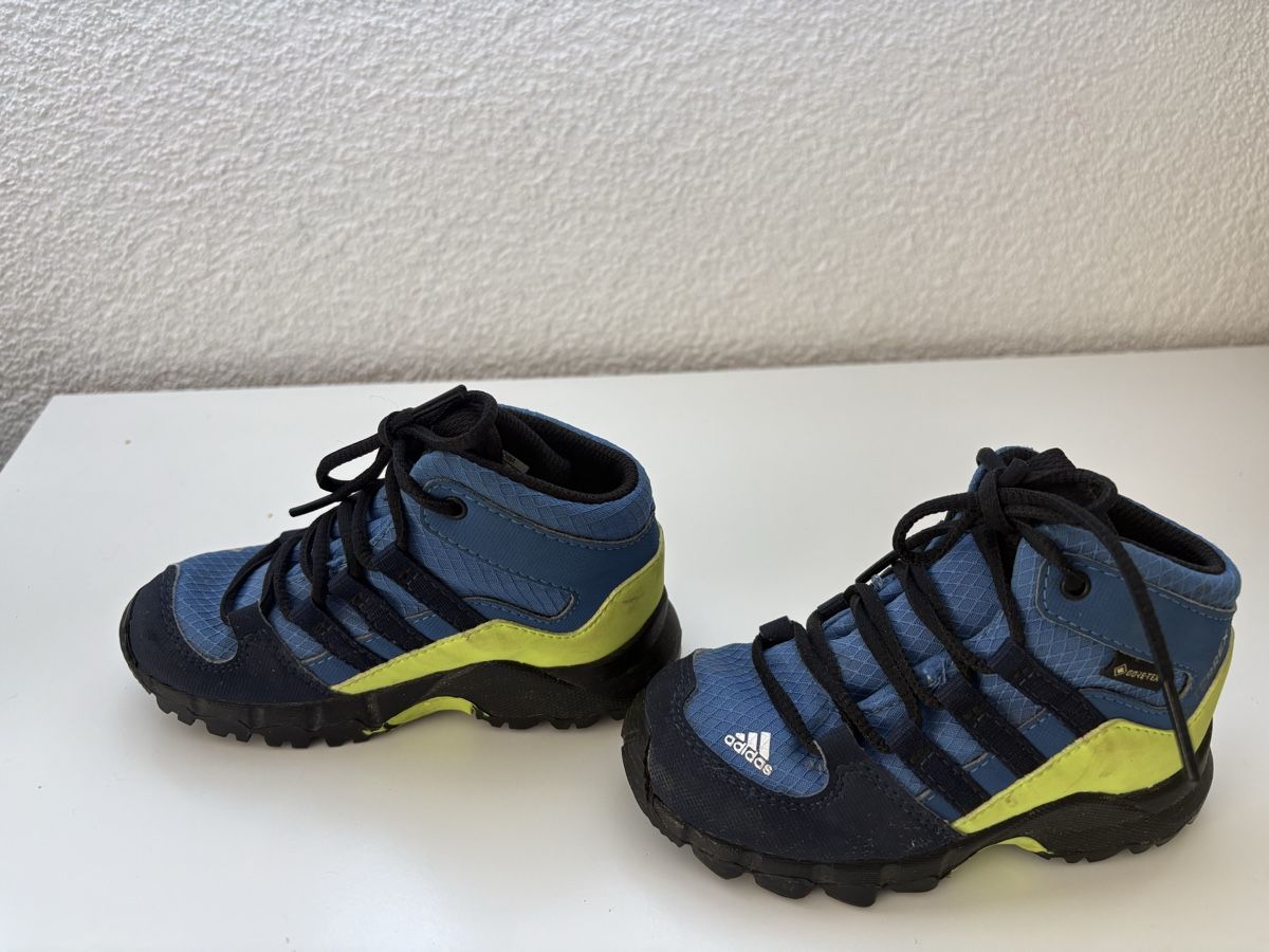 Adidas Schuhe für Jungen: Adidas Terrex Goretex Gr.23 – Gebraucht aus Lüterkofen von a_n_qcc6 1