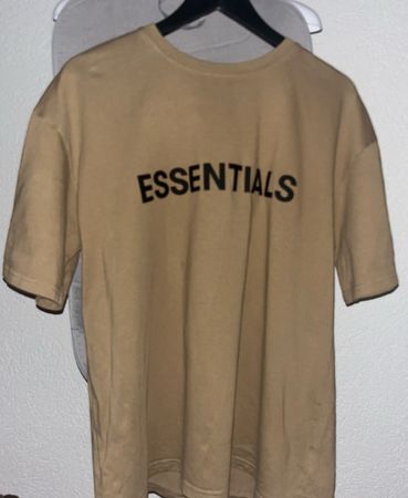 Fear of God Essentials T-Shirt – Harvest/Tan – Size L