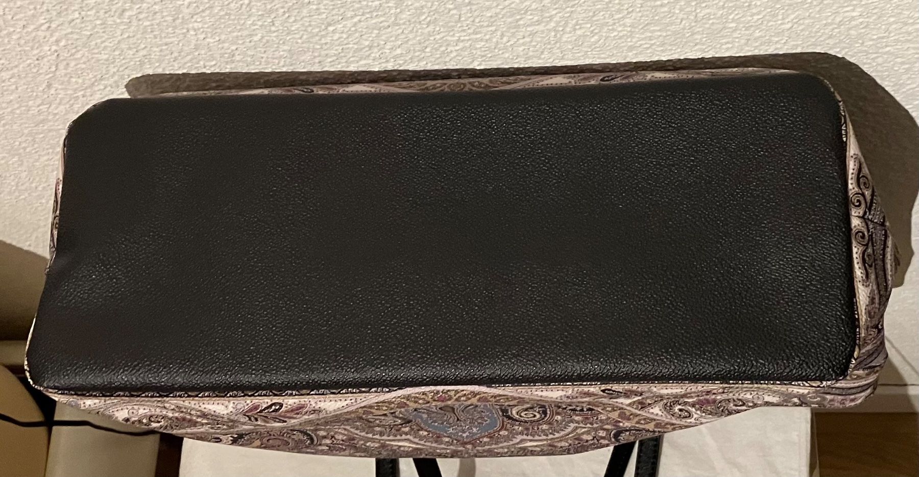Etro Borse da donna: Exklusive ETRO-Shopper im Paisley-Muster – Usato da Unterägeri venduto da Jacky91 7