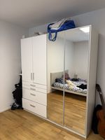 IKEA Kleiderschrank