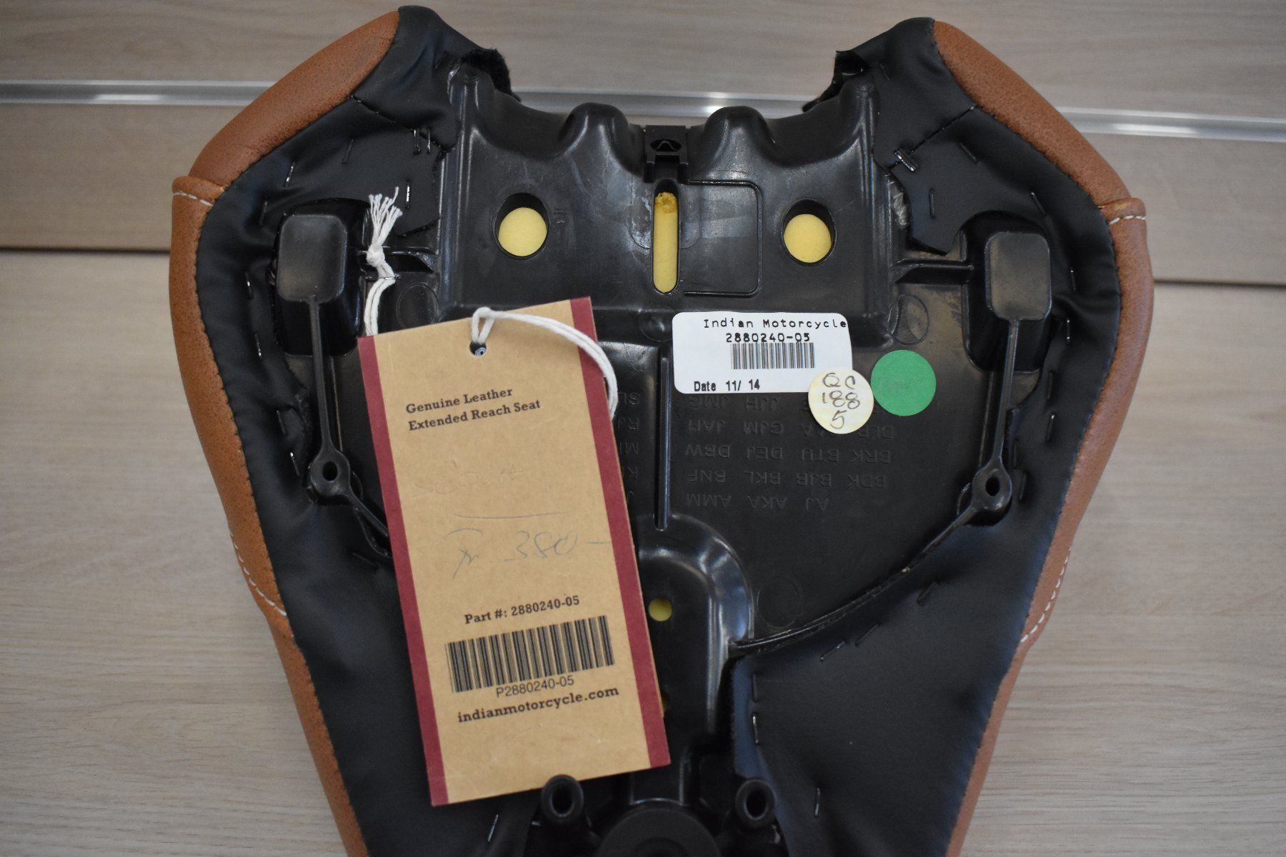 Indian Motorcycle Tutti i ricambio per moto: Indian Motorcycles - Extended Reach Seat – Nuovo e nell'imballaggio originale da Besenbüren venduto da Senag2020 2