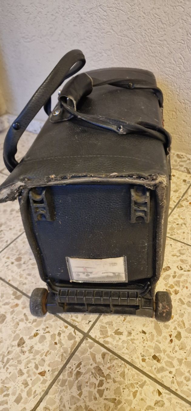 Swiss Reisekoffer: Crewbag Swiss Retro – Gebraucht aus Kloten von whitestar517 3