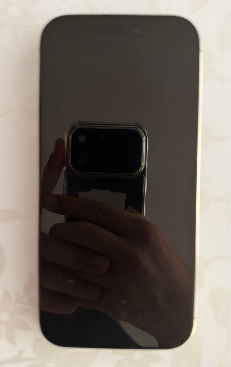 Apple Portables: Iphone 16 Pro Natural Titanium – Neuf (Voir description) à Luzern par E.H01