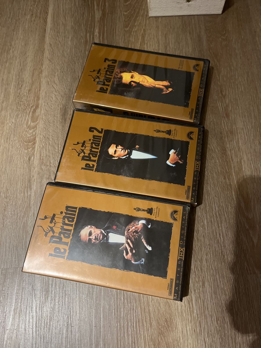 Tutti i VHS: Le Parain/Der Pate VHS Trilogie – Usato da Adligenswil venduto da mattechleau 2