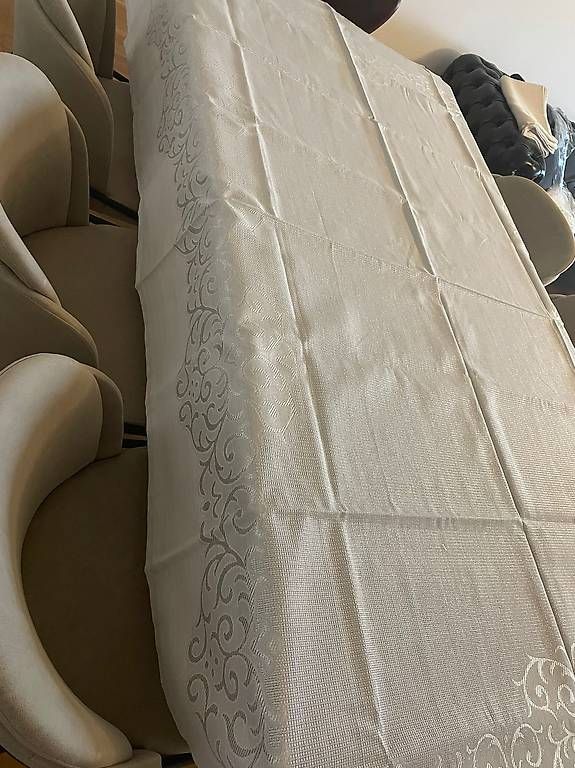 Decken: Tischdecke 220x160cm Silver – Gebraucht aus Solothurn von ers_t6vr 1