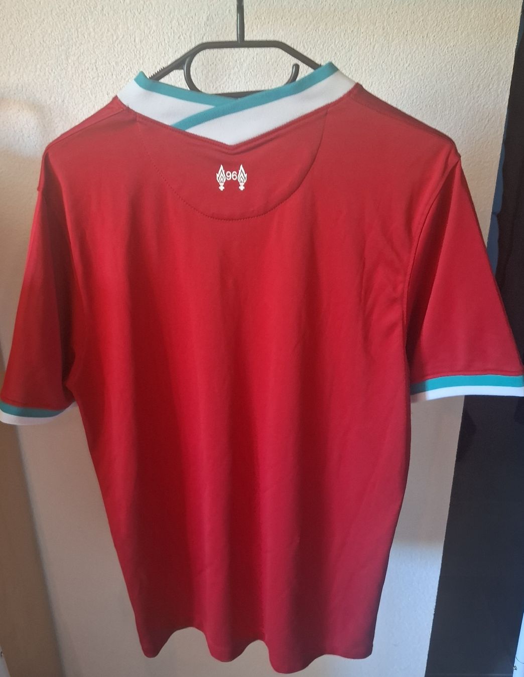 Leibchen & Hosen: Maillot Liverpool taille L – Gebraucht aus Lausanne von SwissFootballShirt 3