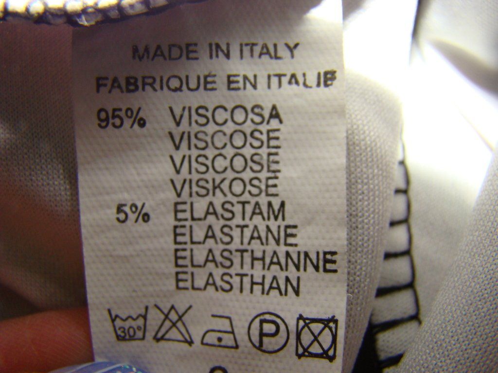 Pantaloni: combishort – Nuovo e nell'imballaggio originale da Lussery-Villars venduto da pousinete02 2