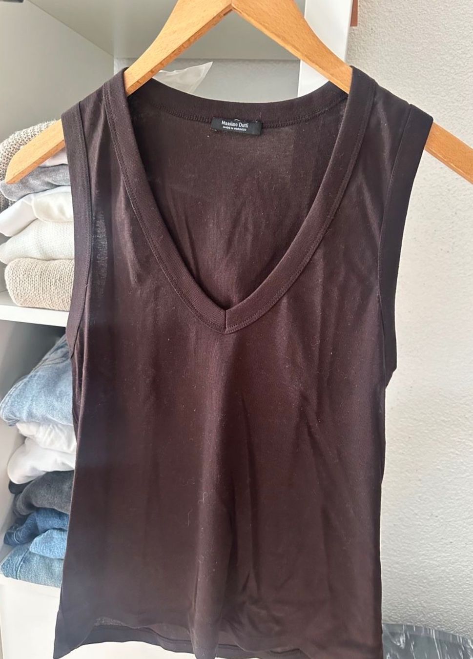 Massimo Dutti T-shirts: Massimo Dutti V-Neck Shirt Gr. M – Neuf avec emballage d'origine à Uster par hanna99