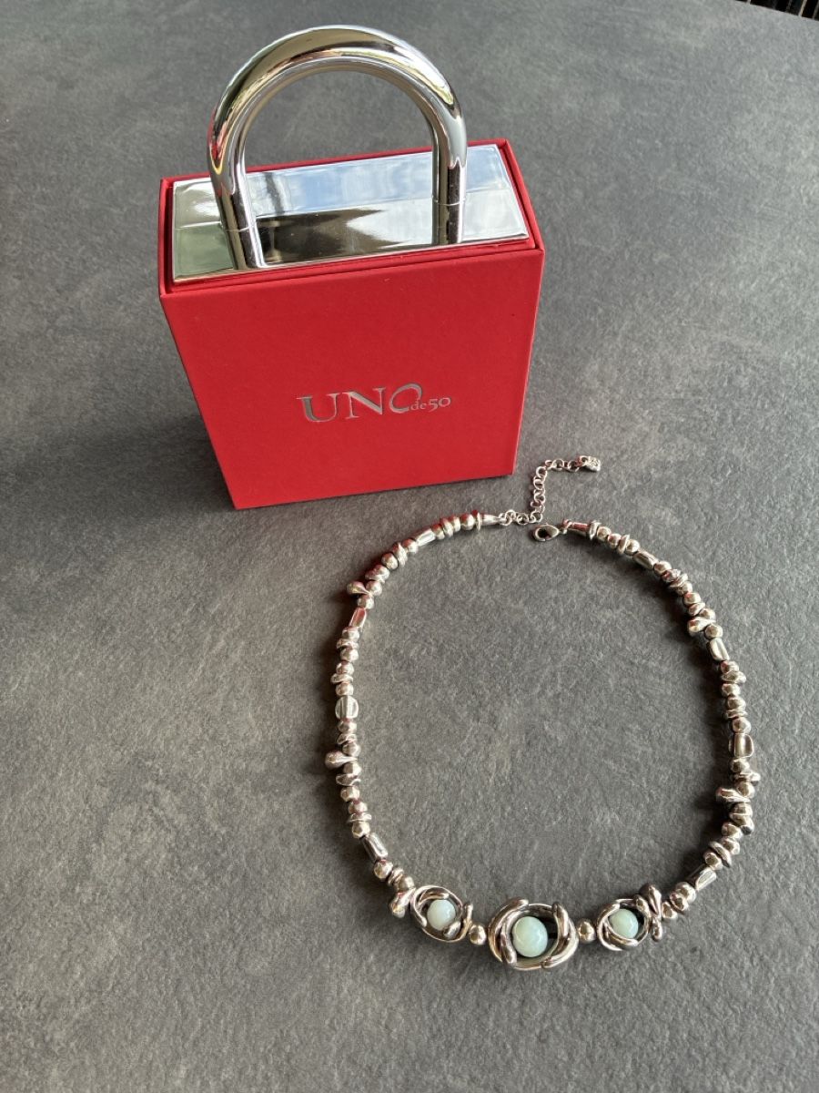 Colliers: Collier UNOde50 Silber mit Steinen – Neuf (Voir description) à Horgen par bho66