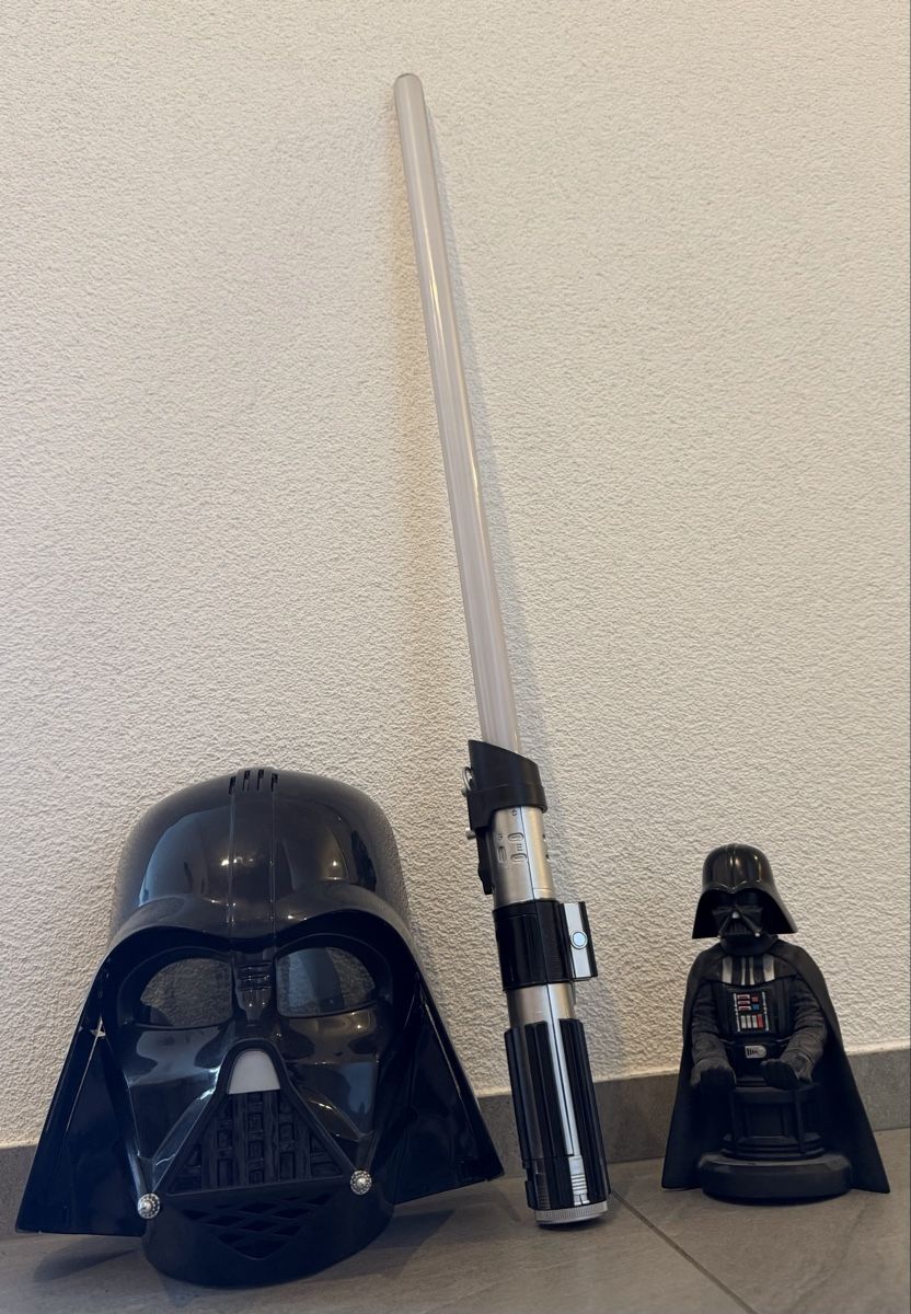 Star Wars Figuren: Star Wars Darth Vader Bundle – Gebraucht aus Laufen von ric_9vmm