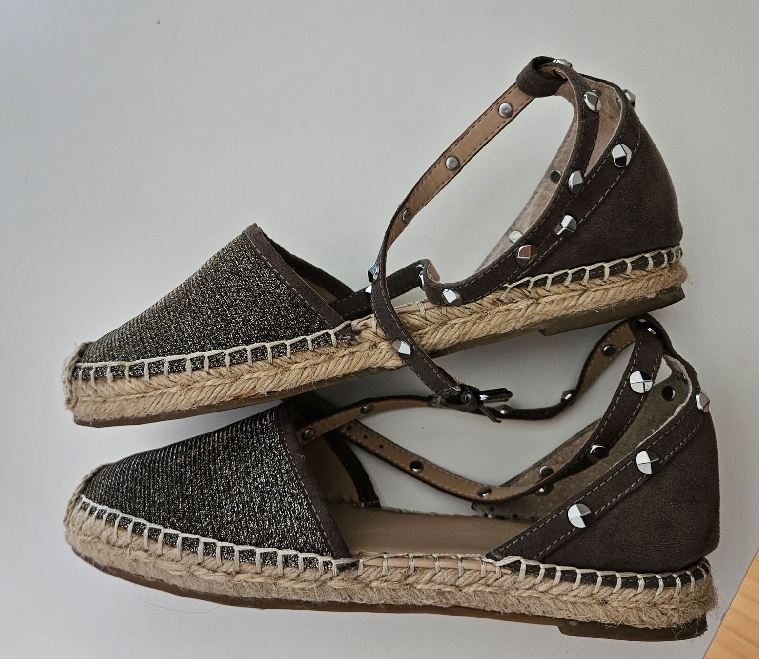 Guess Scarpe da donna: Guess Espadrilles – Usato da Sirnach venduto da MargrithM 1