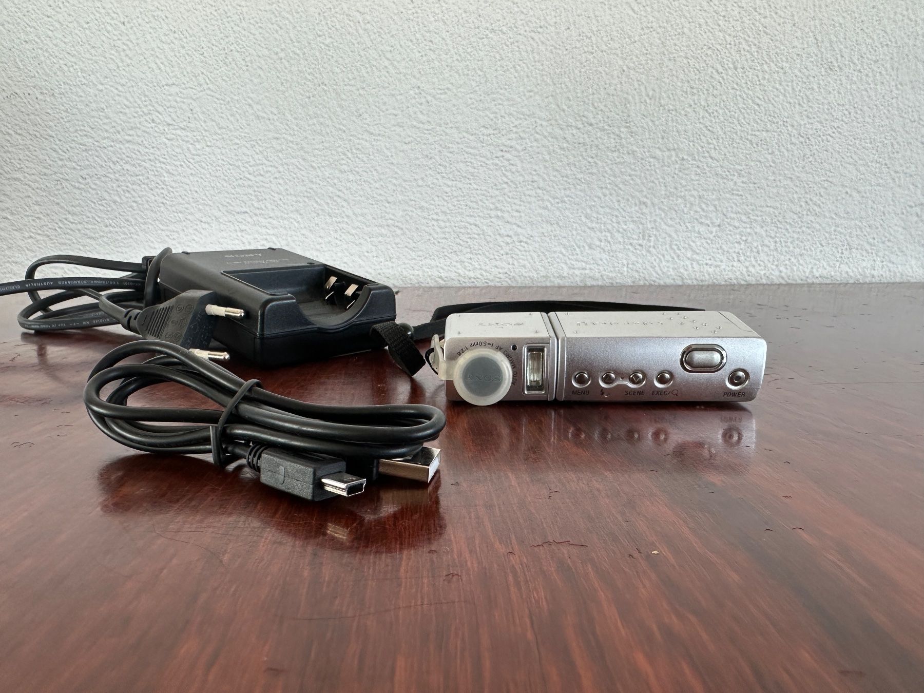 Sony Kamera: Sony Cyber Shot U / DSC U-50 – Gebraucht aus Zürich von frauflufelberg