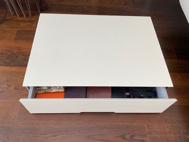 Comodini: Nachtisch Team by Wellis – Usato da Lugnorre venduto da DieterK05 1
