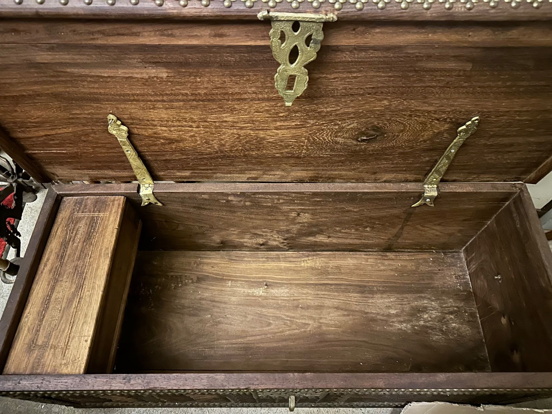 Cassapanche: Antike SANSIBAR-TRUHE aus Teakholz – Usato da Herrliberg venduto da fregatte01 3