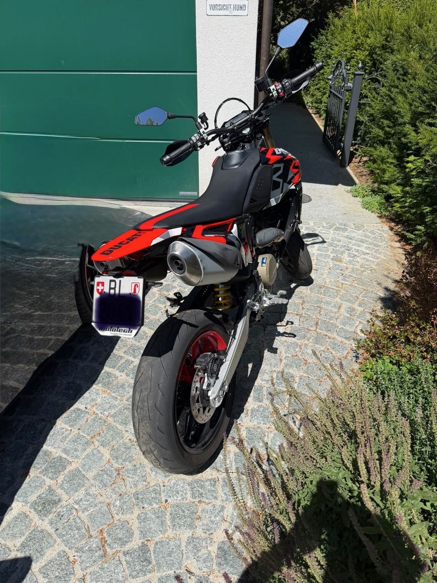 Ducati Strada: Ducati Hypermotard 698 Mono RVE – Usato da Schönenbuch venduto da Wenscles 1