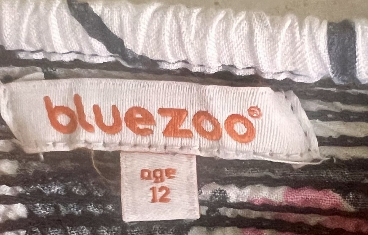 Pantalons: Combi-pantalon – taille 12 ans – D'occasion à Neuchatel par Melelienzlau 1