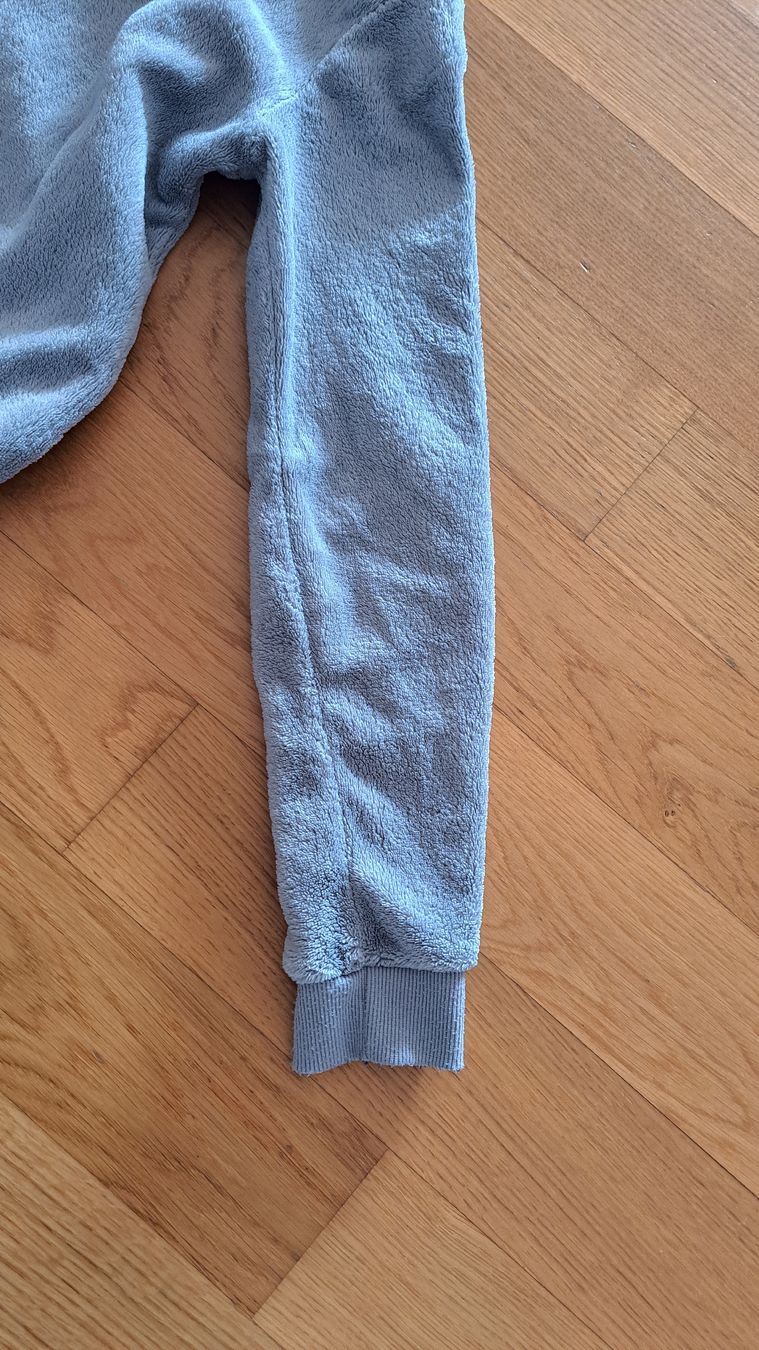 Tute: Kuscheliger Overall / Jumpsuit Jysk Grau – Usato da Seengen venduto da ja6_65wp 4