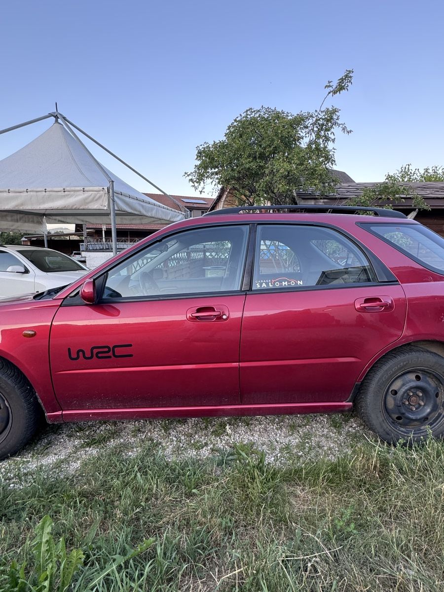 Subaru Tutti pezzi di ricambio auto: Türen Subaru Impreza 1.6 TS 2002  – Usato da Mühlethurnen venduto da Schmidts