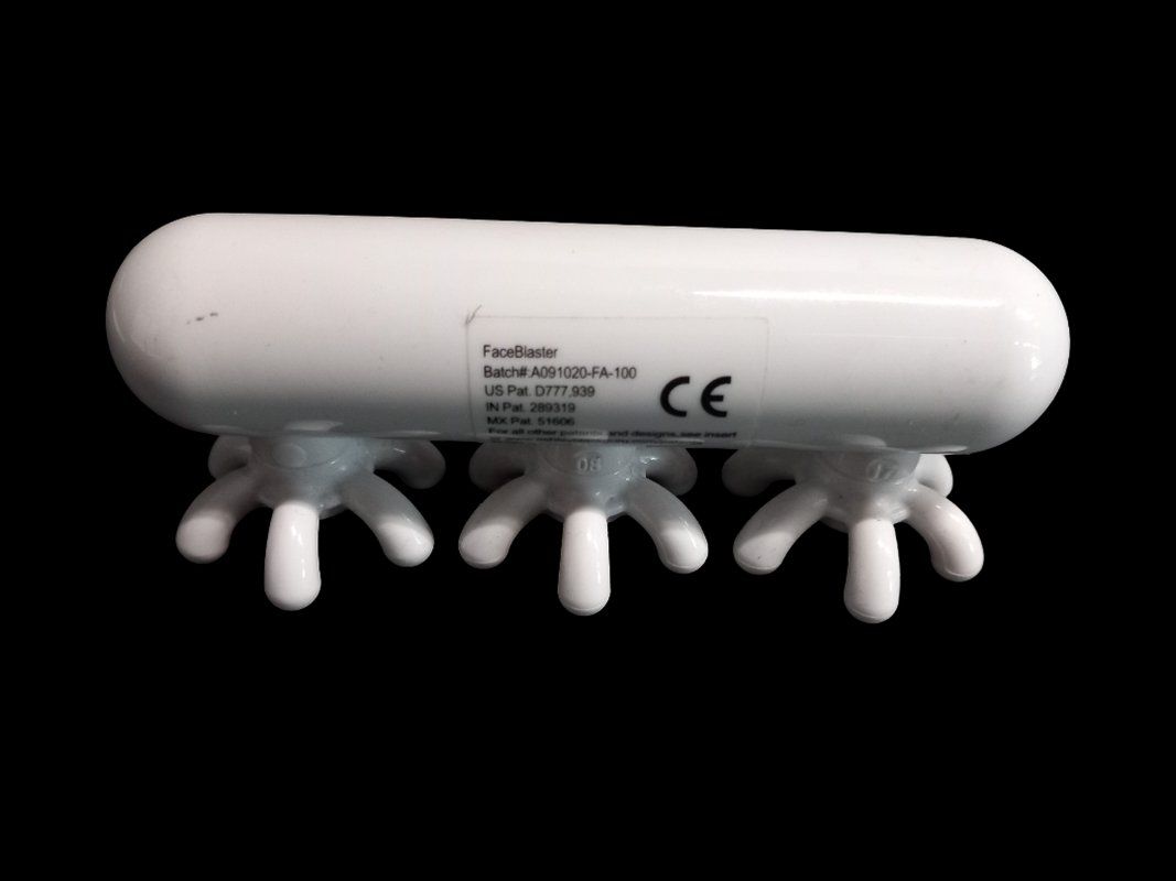 Dispositivi per massaggi: ASHLEY BLACK Fascia Blaster Arms – Usato da Hünenberg venduto da Restwert_Zug