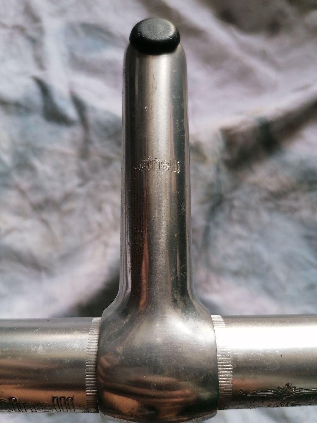Cinelli Pezzi di ricambio: Cinelli Lenker 40mm + Varbau 100mm – Usato da Lausanne venduto da Frankenstein 2