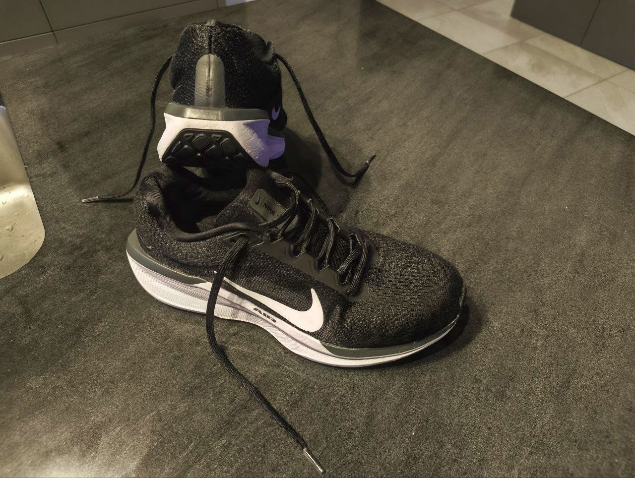 Nike Scarpe da uomo: Nike Air Zoom Structure Turnschuh – Usato da Biel venduto da Lesche007 1